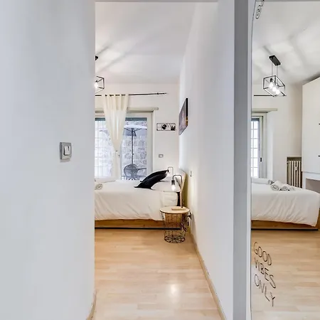 Aventino Industrial Loft Apartment Rome Exterior photo